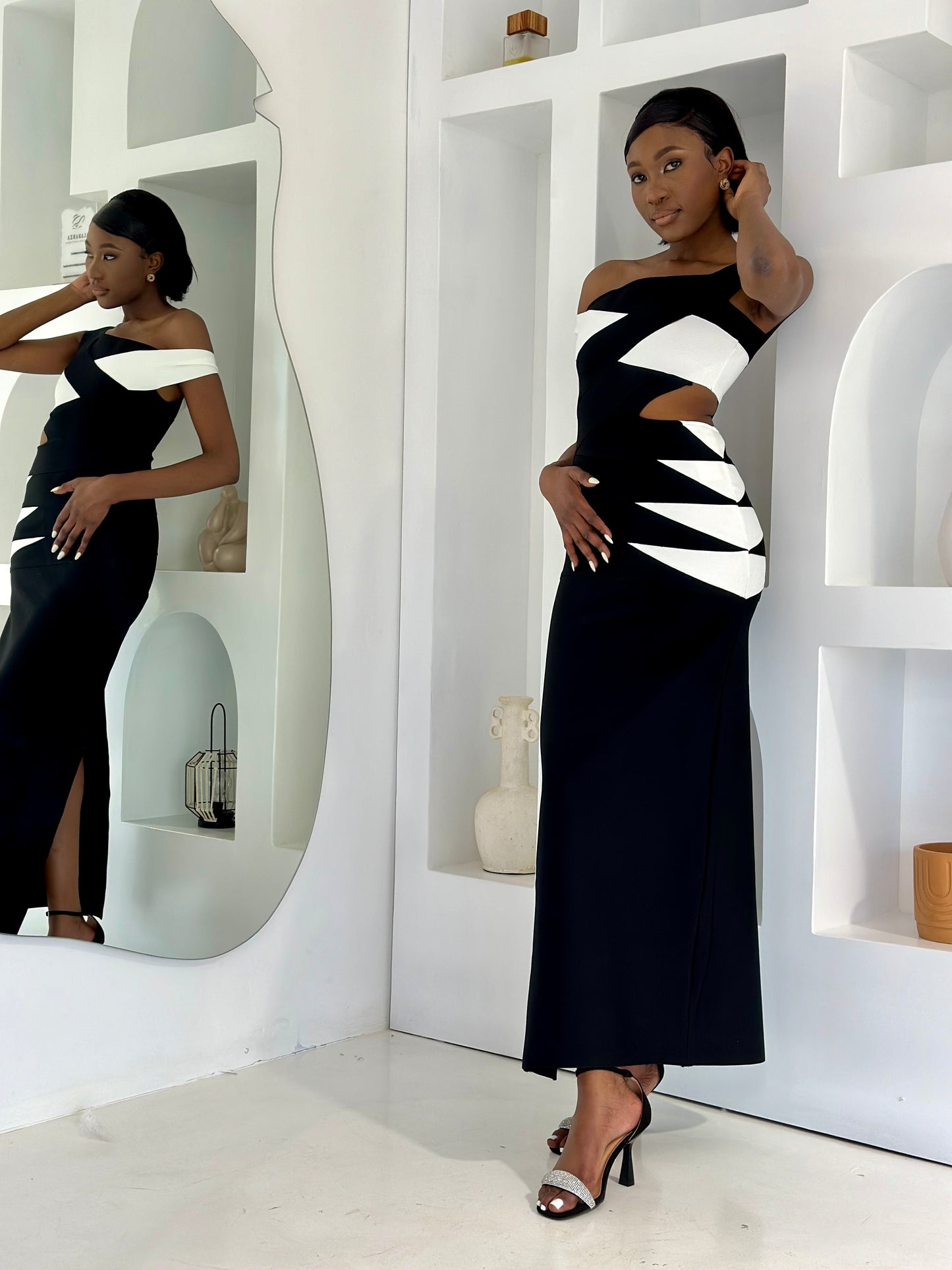 Aloruh black and white off shoulder bandage dress