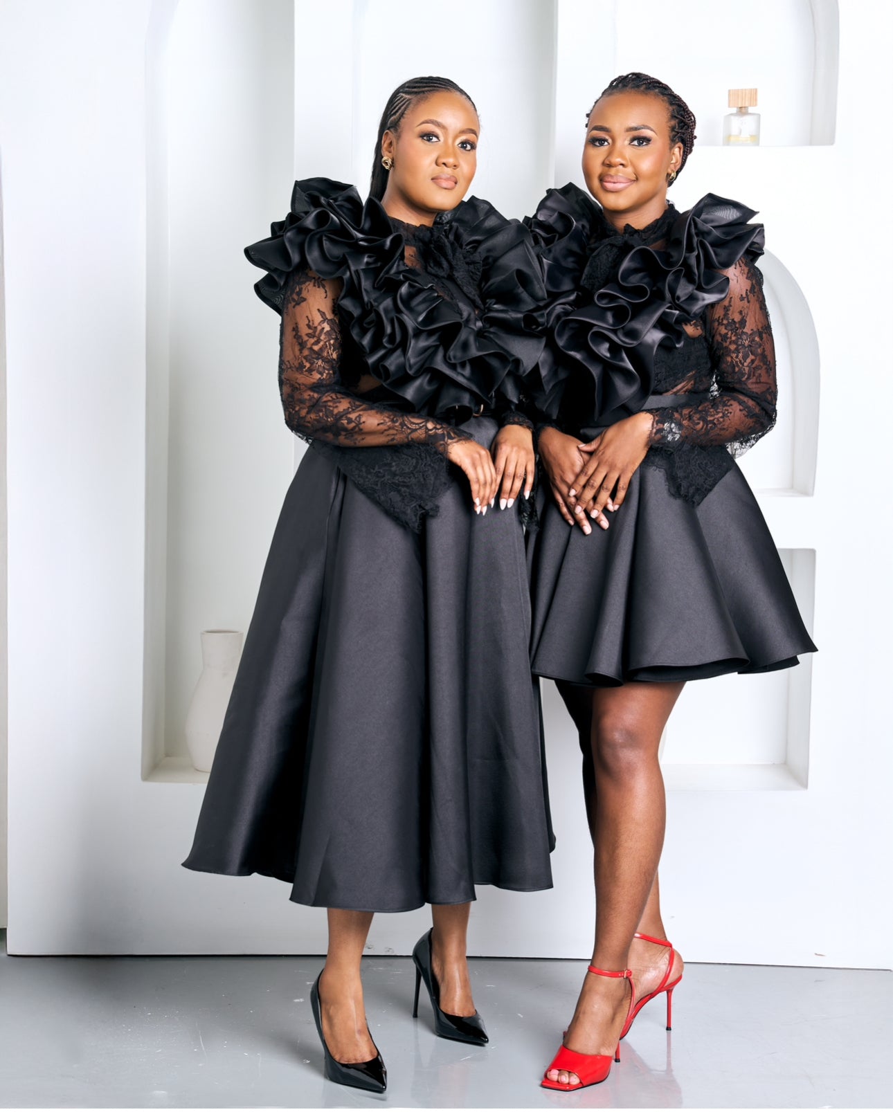 Victoria Black Set (Short Skirt)