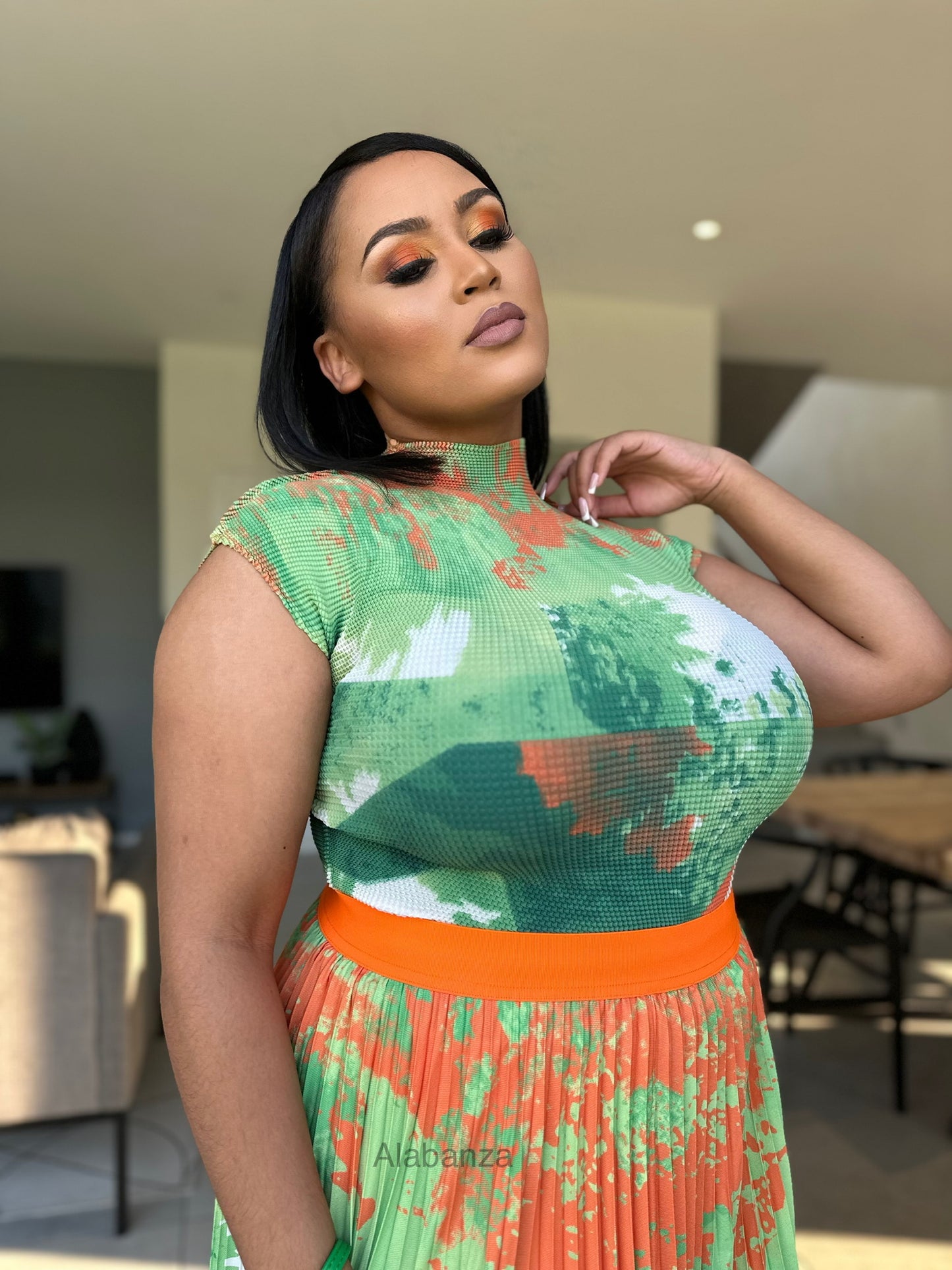 Zuri Green and Orange Pleat Set