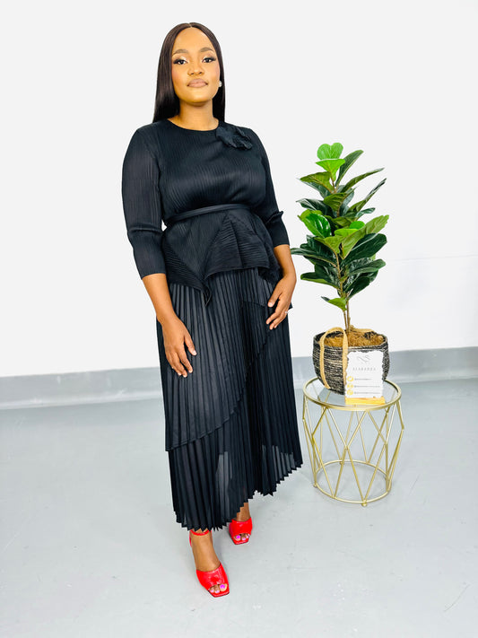 Lesego Pleat Set