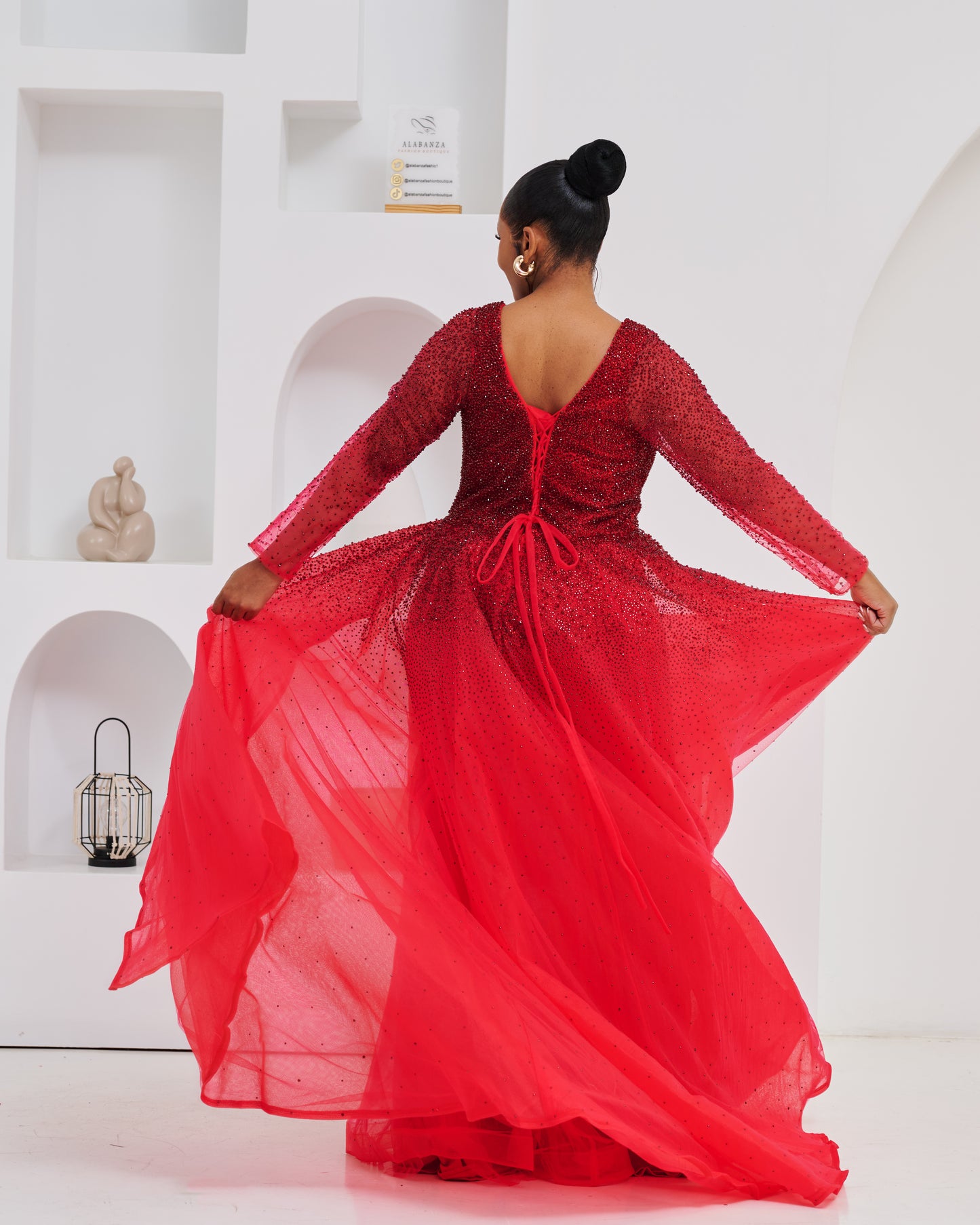 Ruby Muse Gown (R1000 Refundable)