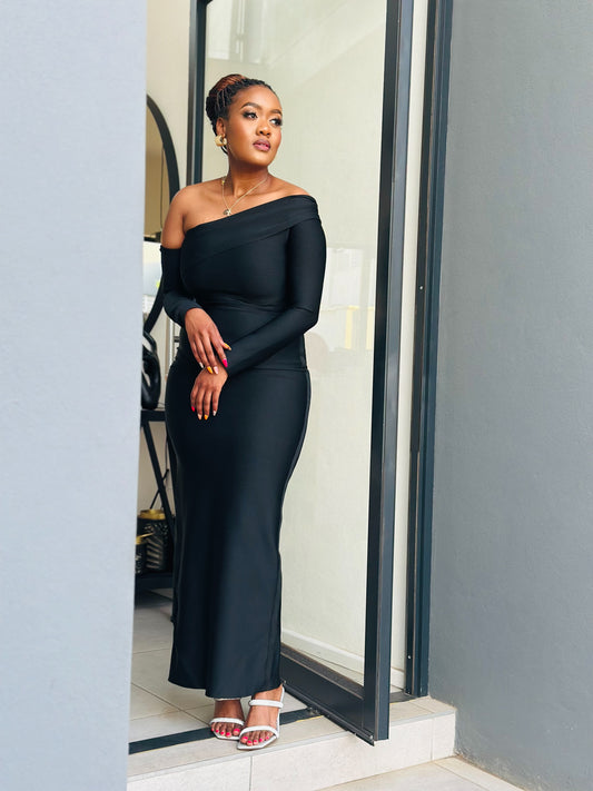 Aariana black Bandage Dress